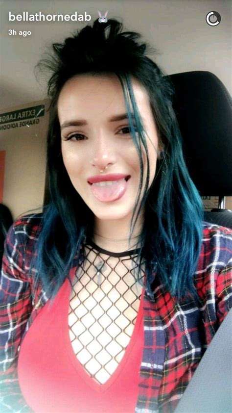 Bella Thorne Masturbating Porn Videos